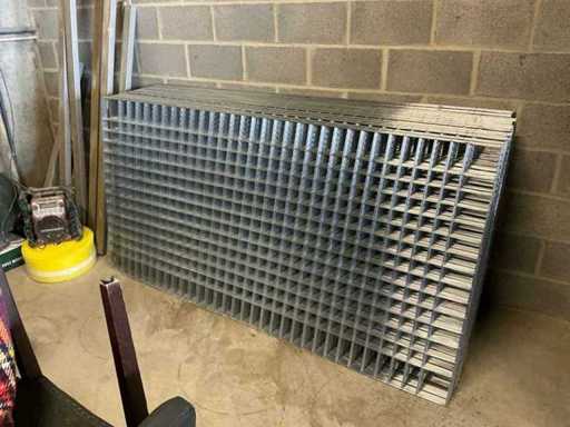 Beaucoup de filets à table (13x)