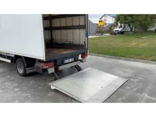 266ef8e4-a14b-4b1e-bd51-76d0f372f60b.mp4