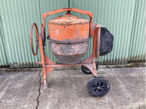 2018 Betoniarka ATIKA M 300 E