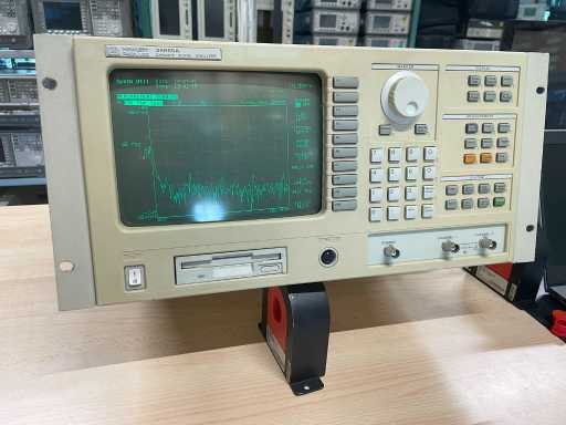 HP - 35665A - 2-Kanal-FFT-Analysator