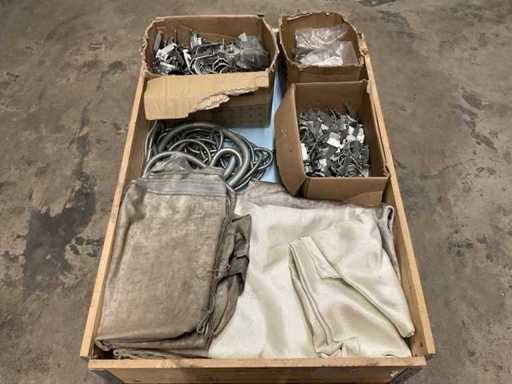 Un lot de material de instalare