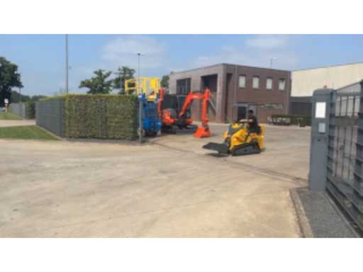 73dec1ee-8dc2-48d7-8670-ccdeefe96e55.mp4