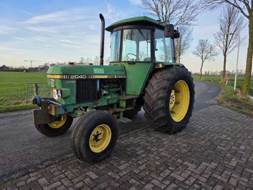 John Deere 2040 Tweewielaangedreven landbouwtractor
