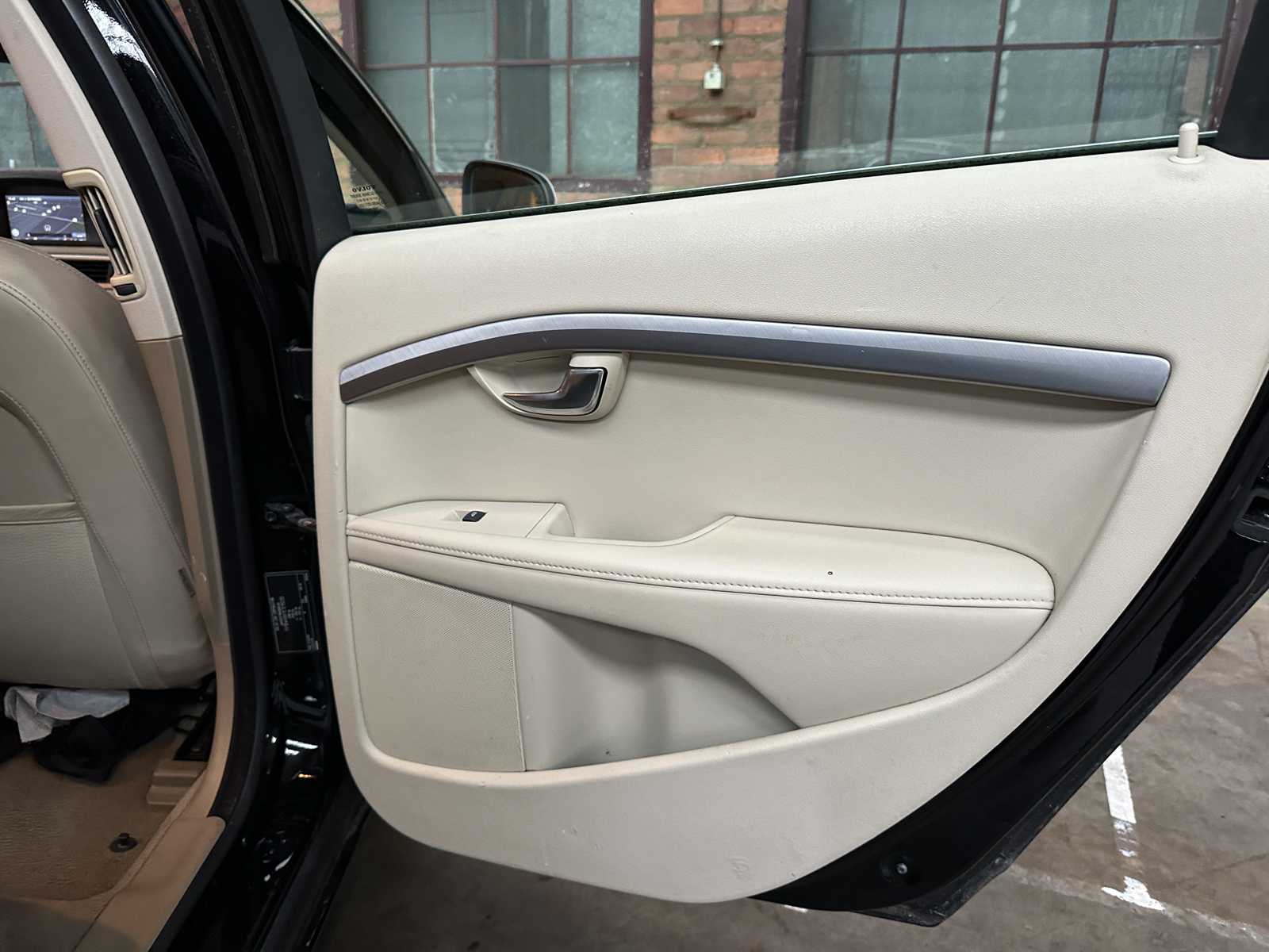 Volvo V70 1.6 T4 Lim. Edition 179PK 20011, 42-RRK-6