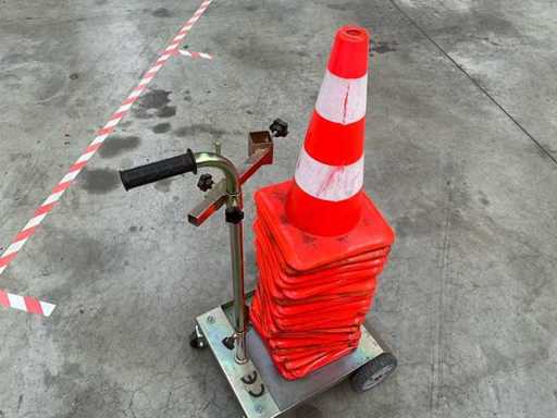 Vagon cu amanet cu suport reglabil (cărucior cu conuri de trafic)