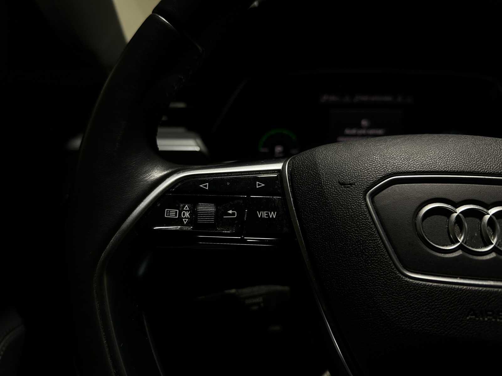 Audi e-tron 50 Quattro Launch Edition Plus 71 kWh 313pk 2020 (Origineel-NL + 1e Eigenaar), H-770-SH