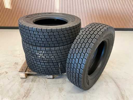 4x 215/75R17.5 Berliner Retread Truck Tire