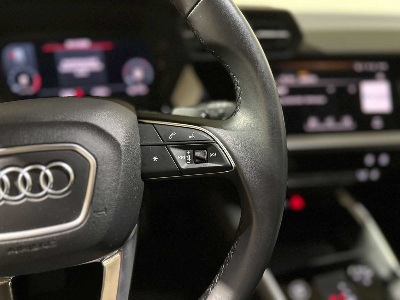 Audi A3 Sportback 30 TFSI S tronic Advanced Edition 5D 110pk 2022 (Origineel-NL), P-268-BP