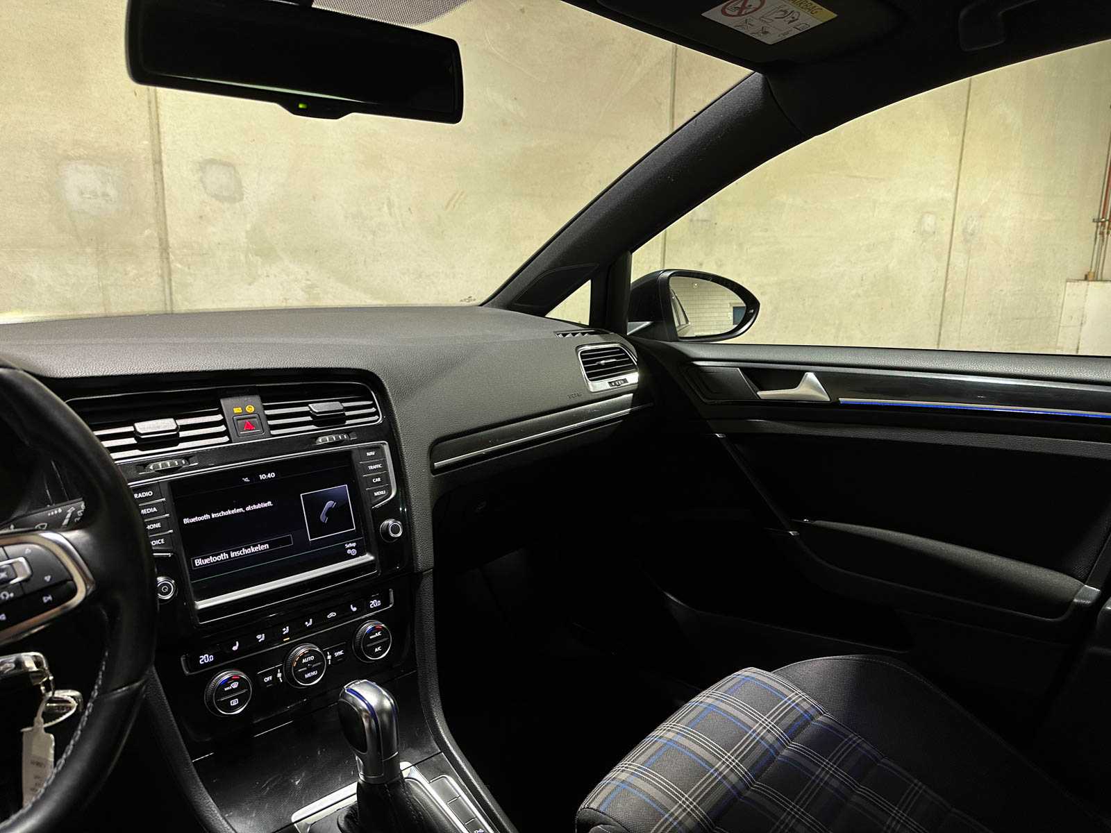 Volkswagen Golf GTE 1.4 TSI 204pk 2015 (Origineel-NL), 1-ZNB-51