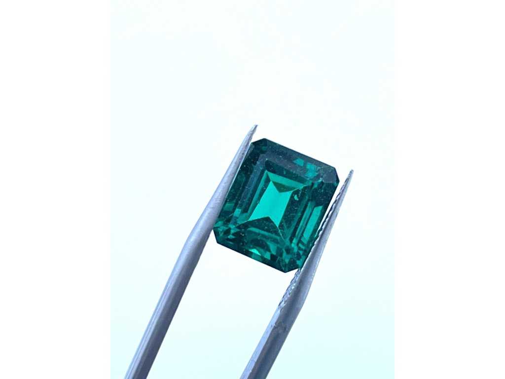 Natural Moldavite Glass (Green) 9.55 Carat