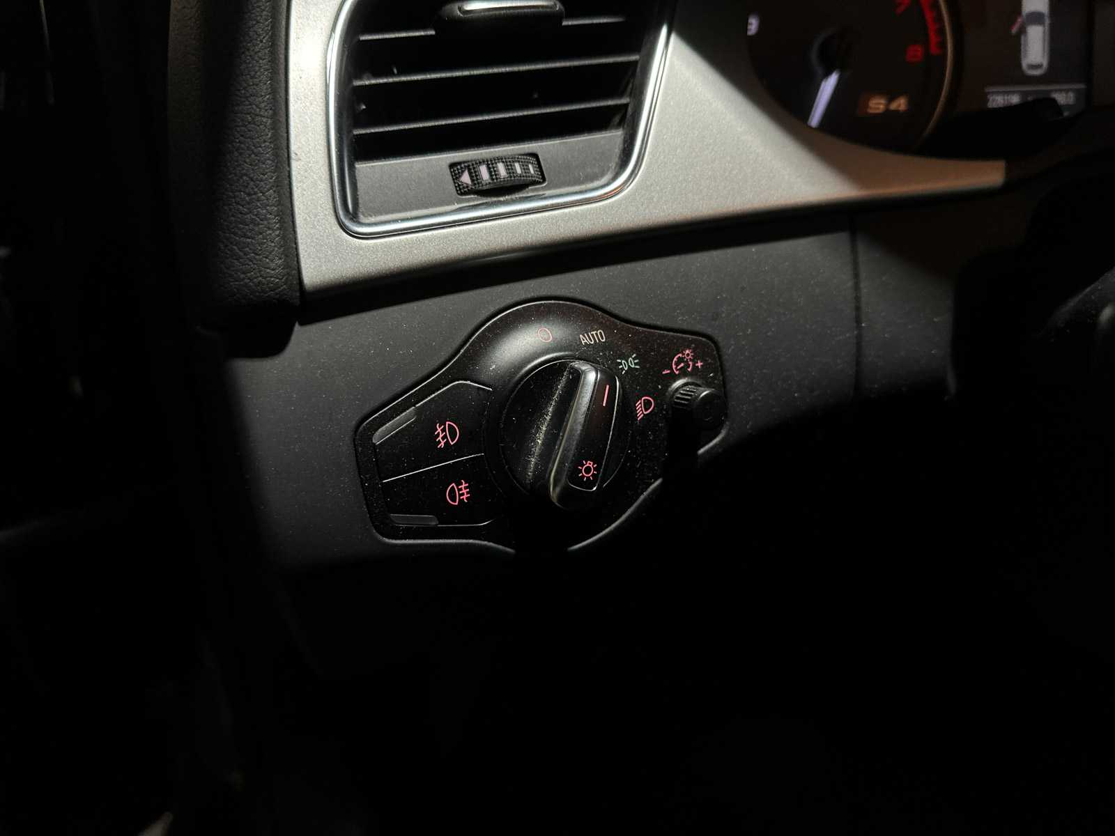 Audi S4 Avant 3.0 TFSI V6 Quattro Pro Line 329pk 2011 (Origineel-NL), 70-PZR-2