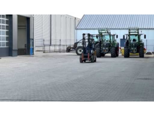 748c0337-6097-482c-a5cc-2c4071ac7daf.mp4