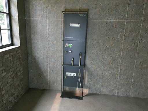 Christina showroom presentatie kranen