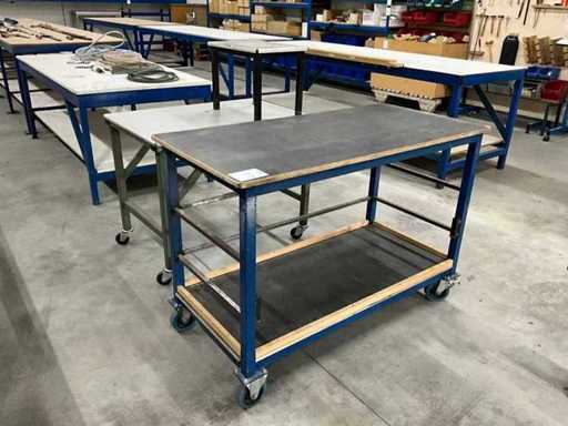 Mobile work table (2x)