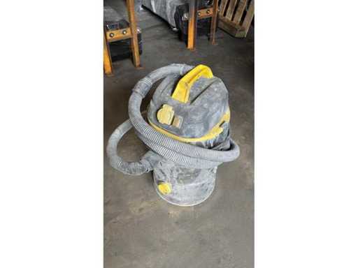 Industrial vacuum cleaner - used - not checked 