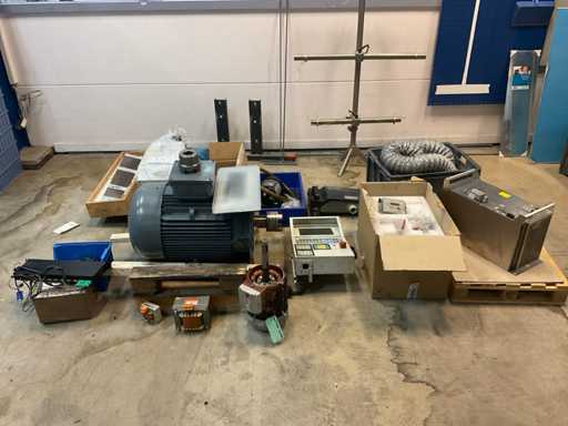 3-Achs-Motor mit Käfiganker und Sonstiges