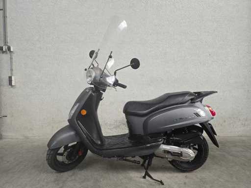 Sym - Brom Scooter - Viool 4T - Brommer 45km uitvoering dzs26j
