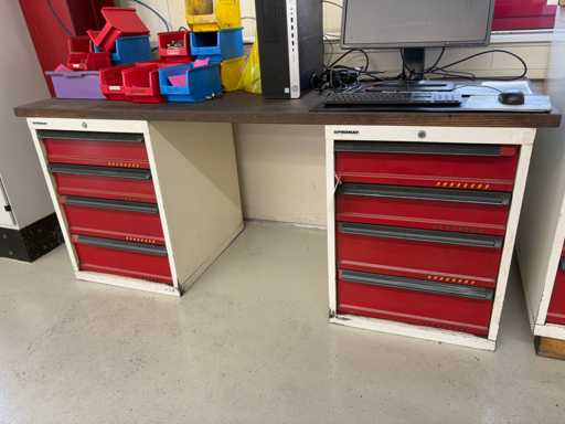 PROMAT  Werkbank mit Inhalt