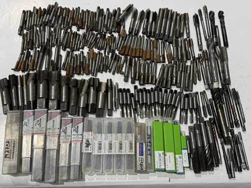   Posten Gewindebohrer 