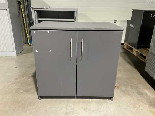 Houten opbergkast (2x)