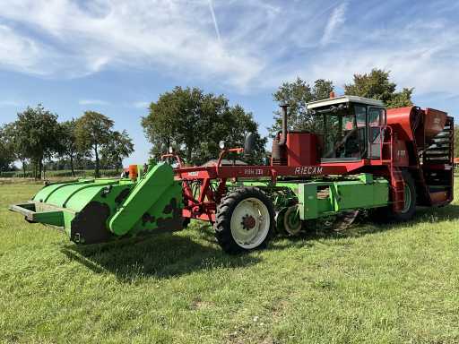 1992 Riecam RWD 230 Potato harvester