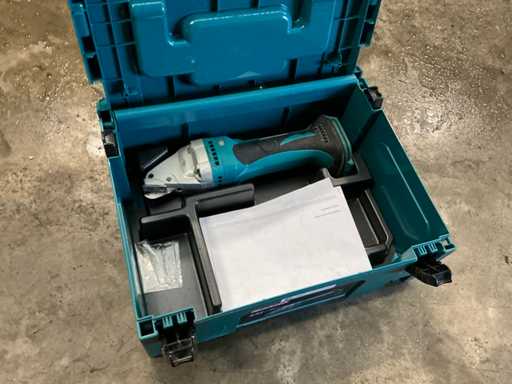 2021 Makita DJS161 Nibbler