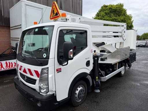 Renault Maxity F241 Van
