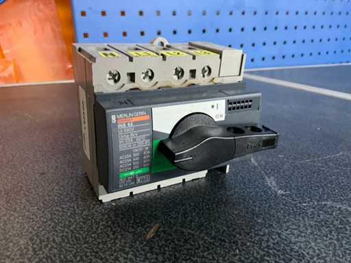 Disjoncteur Merlin Gerin 63A INS63 (12x)