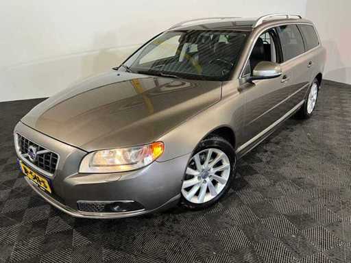 Volvo V70 2.4 D5 Ultimate, JP-541-S