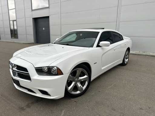DODGE Charger R/T Plus 5.7L V8 HEMI Sedan (2014)