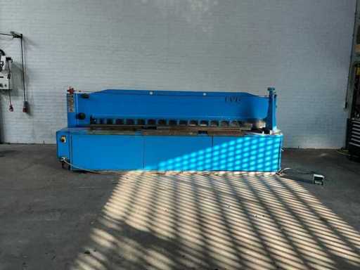 LVD - MV 3100x3.5mm - Guillotine shears - 1974