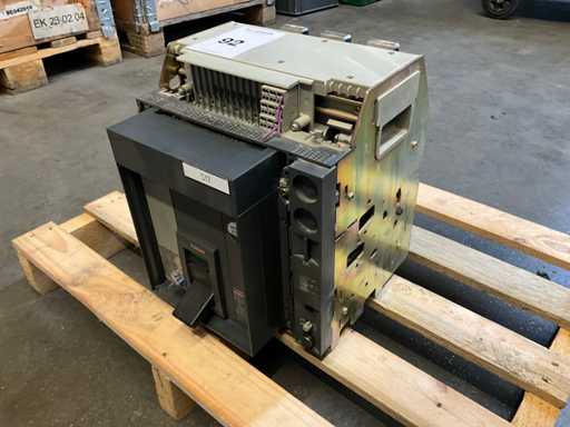 Wyłącznik obwodowy Merlin Gerin Compact NS 1600H 1600A