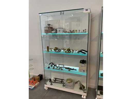 Mobile glass display cabinet