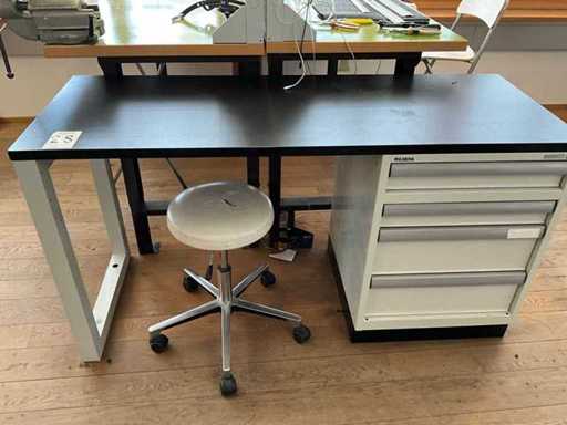 Banca de lucru Lista cu sertare și conținut