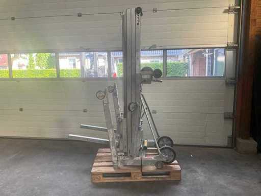 2017 Sumner 2118 Channel Elevator