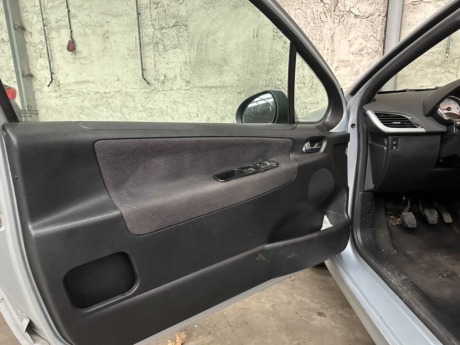 Peugeot 207 1.4 VTi XS Pack 95Pk 2007, 43-SRF-3