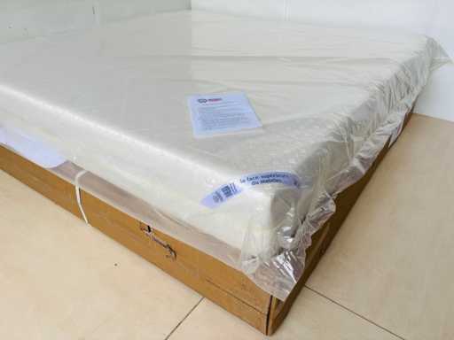 x1 GRIZZLY Mattress - Premium Mattress - KING SIZE - Hotel Luxe 200 x 200 x 23 cm. New Never Used