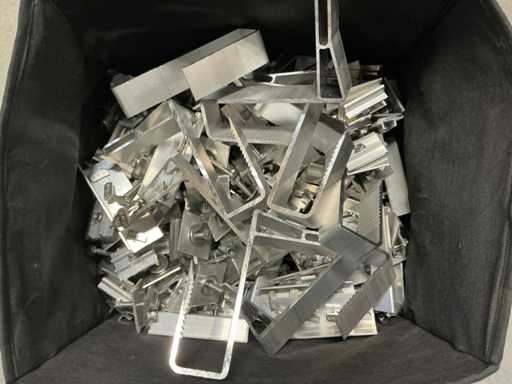 Van der valk Partij diverse bevestigingsmaterialen/klemmen