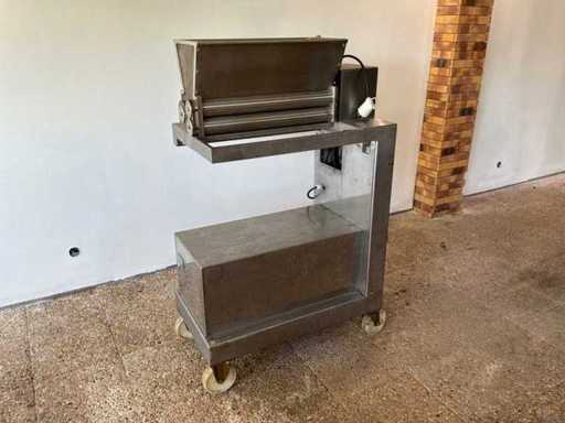 MACHINEFABRICK - SPR 600 - Almond Scaler