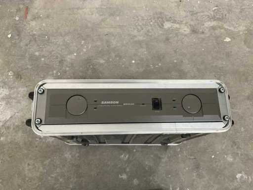 Amplificatore Samson Servo-24o nel rack