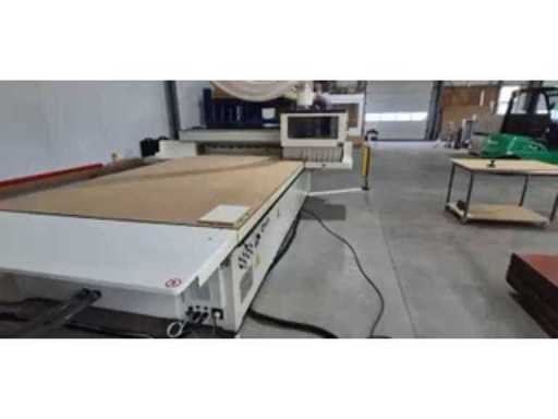 8255ae58-c2d9-4b4f-869b-e43aaffaa920.mp4