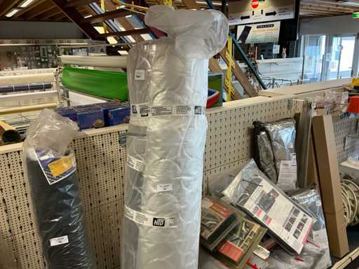 Izolație a ferestrelor pe un rol