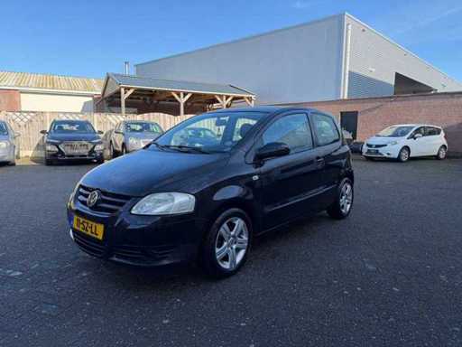 Volkswagen - 2006 - Fox - 1.2 Trendline - 11-SZ-LL