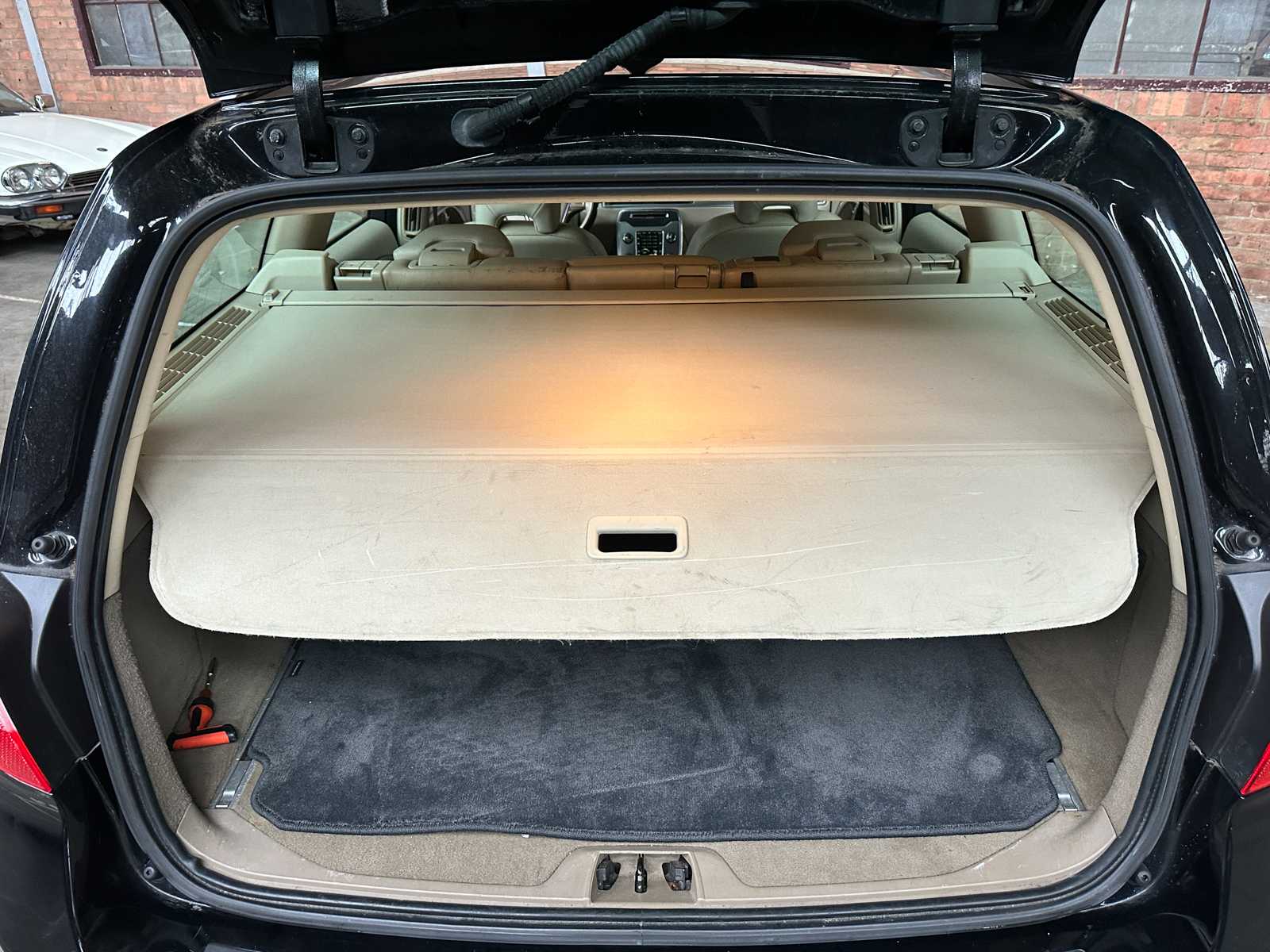 Volvo V70 1.6 T4 Lim. Edition 179PK 20011, 42-RRK-6