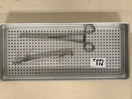 Melag – Perforiertes Tablett 42x18 cm mit Werkzeugen