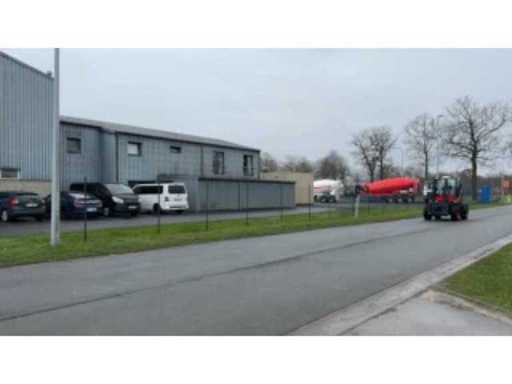 c09633bc-744e-41ee-9802-99b4dd47bacd.mp4