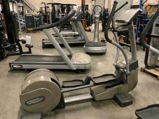 Technogym Excite Synchro 500 geführter Crosstrainer Crosstrainer