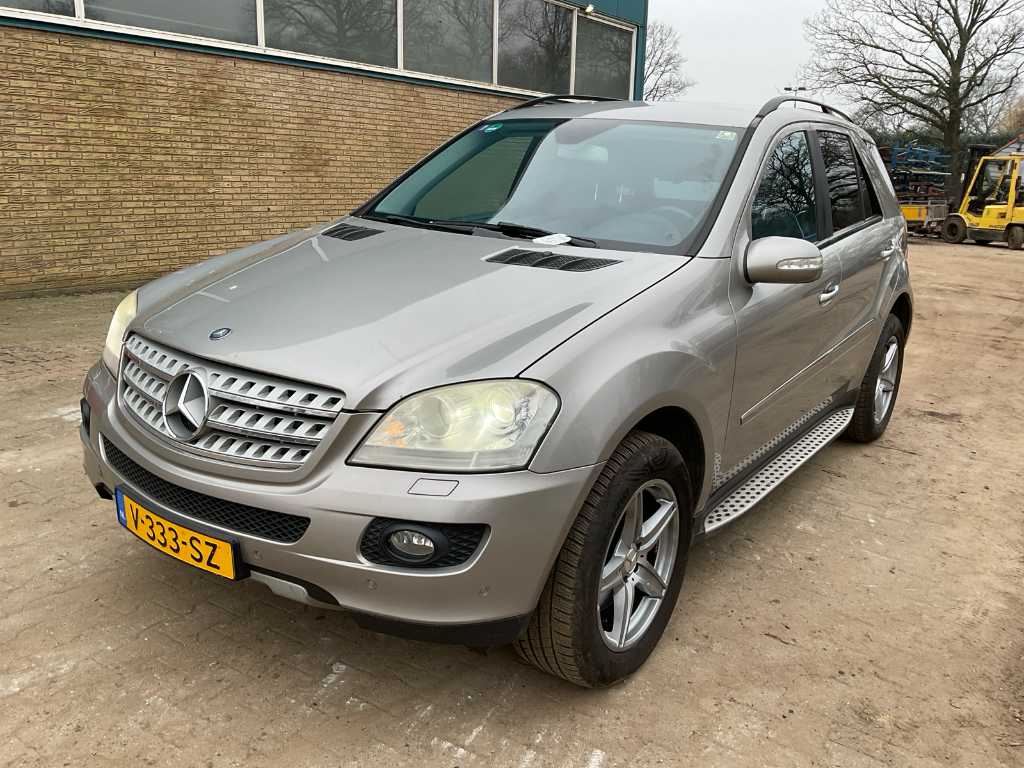 2008 Mercedes-benz ML 4Matic, Commercial vehicle, Youngtimer.