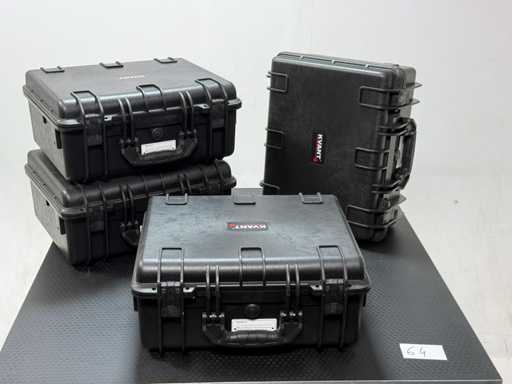 KVANT - 2025 - Medium Format Pelicasus (4x)