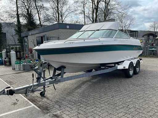 Regal 196 SE-SC-10 cu remorcă de barcă